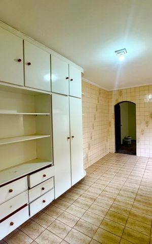 Casa à venda com 148m², 7 quartos e 2 vagasCozinha