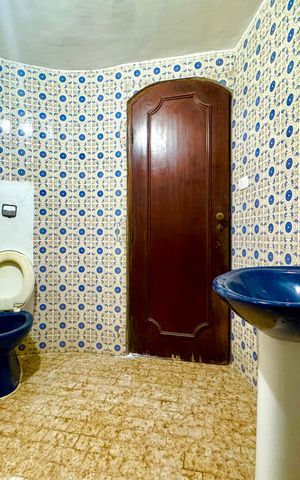 Casa à venda com 148m², 7 quartos e 2 vagasBanheiro 1