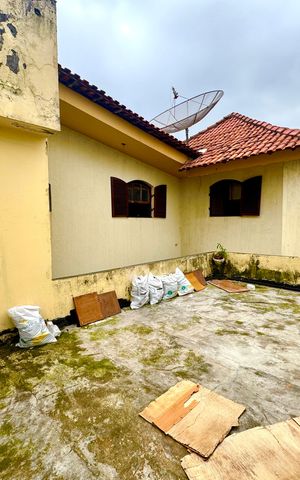 Casa à venda com 148m², 7 quartos e 2 vagasTerraço