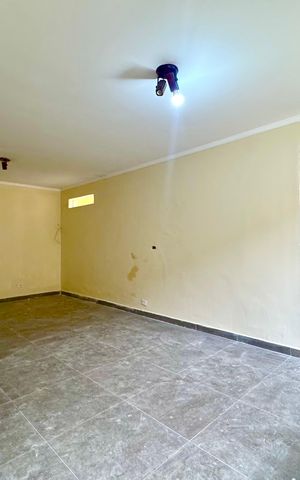 Casa à venda com 148m², 7 quartos e 2 vagasSala