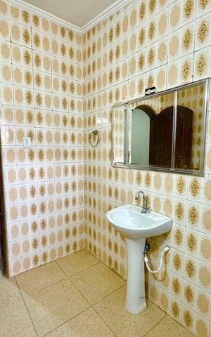 Casa à venda com 148m², 7 quartos e 2 vagasBanheiro 3