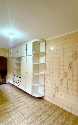 Casa à venda com 148m², 7 quartos e 2 vagasCozinha