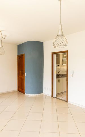 Apartamento à venda com 165m², 4 quartos e 2 vagas Apartamento à venda com 165m², 4 quartos e 2 vagasSala