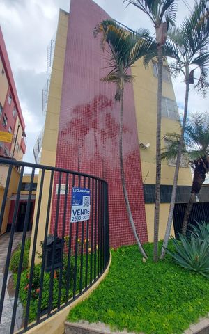 Apartamento à venda com 165m², 4 quartos e 2 vagas Apartamento à venda com 165m², 4 quartos e 2 vagasPlaca instalada