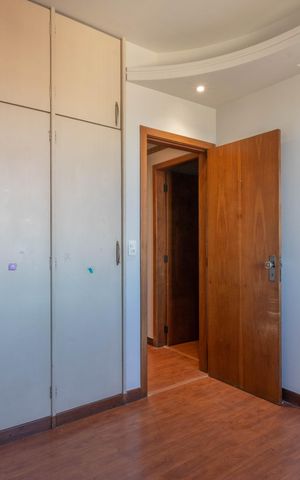 Apartamento à venda com 177m², 3 quartos e 2 vagas Apartamento à venda com 177m², 3 quartos e 2 vagasQuarto 2
