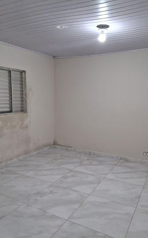 Casa para alugar com 325m², 3 quartos e 5 vagas