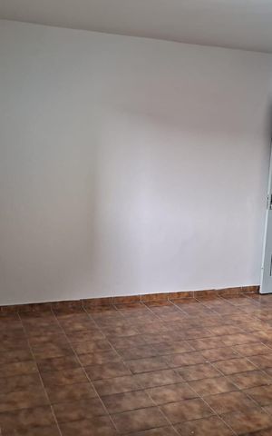 Casa para alugar com 325m², 3 quartos e 5 vagas