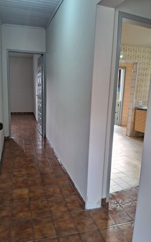 Casa para alugar com 325m², 3 quartos e 5 vagas