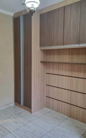 Casa para alugar com 220m², 4 quartos e 2 vagas