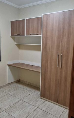 Casa para alugar com 220m², 4 quartos e 2 vagas