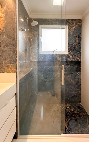 Apartamento à venda com 147m², 3 quartos e 2 vagas Apartamento à venda com 147m², 3 quartos e 2 vagasBanheiro da Suíte 1