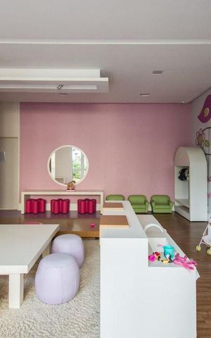 Apartamento à venda com 147m², 3 quartos e 2 vagas Apartamento à venda com 147m², 3 quartos e 2 vagasÁrea comum - Brinquedoteca