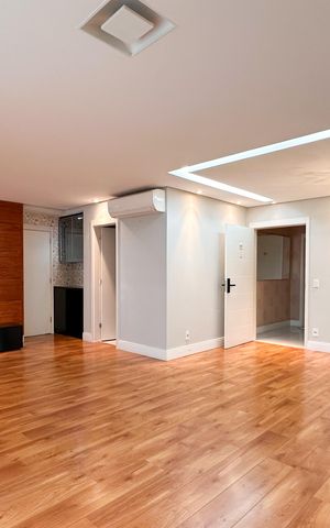 Apartamento à venda com 147m², 3 quartos e 2 vagas Apartamento à venda com 147m², 3 quartos e 2 vagasSala