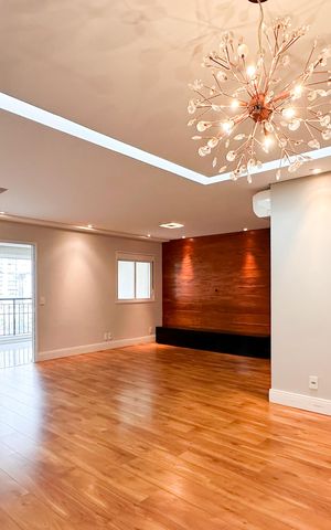 Apartamento à venda com 147m², 3 quartos e 2 vagas Apartamento à venda com 147m², 3 quartos e 2 vagasSala