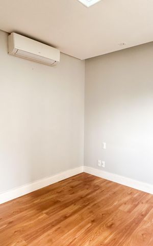 Apartamento à venda com 147m², 3 quartos e 2 vagas Apartamento à venda com 147m², 3 quartos e 2 vagasSuíte 1