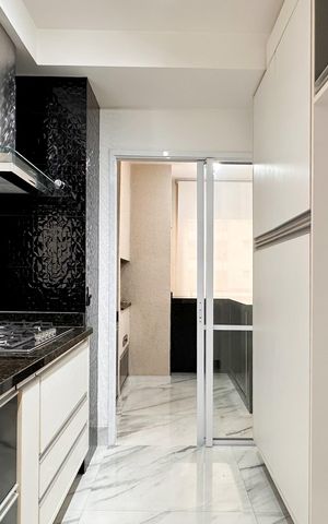 Apartamento à venda com 147m², 3 quartos e 2 vagas Apartamento à venda com 147m², 3 quartos e 2 vagasCozinha