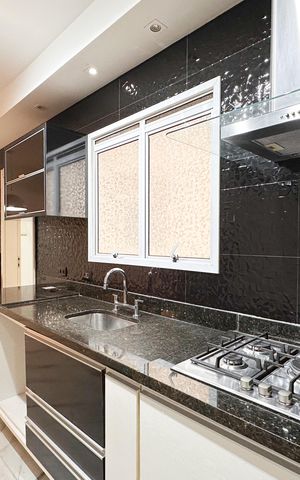 Apartamento à venda com 147m², 3 quartos e 2 vagas Apartamento à venda com 147m², 3 quartos e 2 vagasCozinha