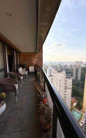 Apartamento para alugar com 226m², 2 quartos e 4 vagas