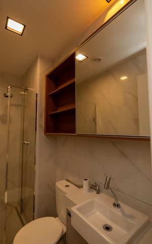 Apartamento para alugar com 53m², 1 quarto e 1 vaga Apartamento para alugar com 53m², 1 quarto e 1 vagaBanheiro da suite