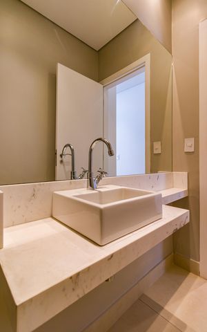 Casa de condomínio à venda com 334m², 4 quartos e 3 vagas