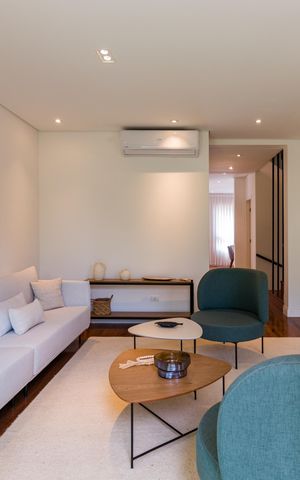 Casa de condomínio à venda com 334m², 4 quartos e 3 vagas