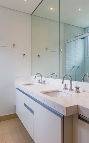 Casa de condomínio à venda com 334m², 4 quartos e 3 vagas