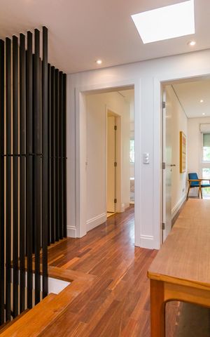 Casa de condomínio à venda com 334m², 4 quartos e 3 vagas