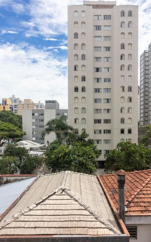 Apartamento à venda com 111m², 3 quartos e 2 vagas Apartamento à venda com 111m², 3 quartos e 2 vagasVista da Suíte 2
