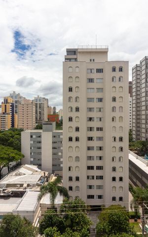 Apartamento à venda com 111m², 3 quartos e 2 vagas Apartamento à venda com 111m², 3 quartos e 2 vagasVista da Suíte 1