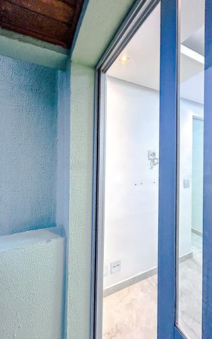 Apartamento à venda com 120m², 2 quartos e 2 vagasVaranda