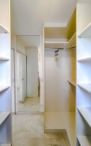 Apartamento à venda com 120m², 2 quartos e 2 vagasCloset Quarto 2