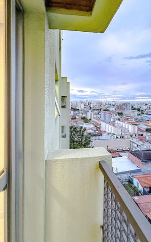 Apartamento à venda com 120m², 2 quartos e 2 vagasVaranda
