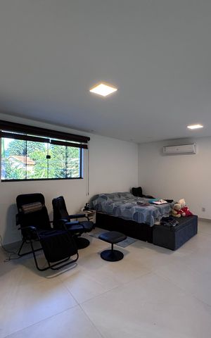 Casa de condomínio à venda com 300m², 4 quartos e 2 vagas Casa de condomínio à venda com 300m², 4 quartos e 2 vagasSuíte 3