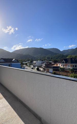Casa de condomínio à venda com 300m², 4 quartos e 2 vagas Casa de condomínio à venda com 300m², 4 quartos e 2 vagasÁrea externa