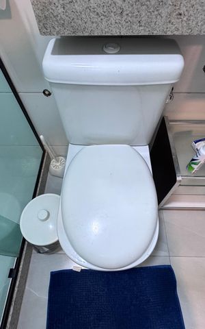 Casa de condomínio à venda com 300m², 4 quartos e 2 vagasSuíte 4 - Banheiro