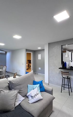Casa de condomínio à venda com 300m², 4 quartos e 2 vagas Casa de condomínio à venda com 300m², 4 quartos e 2 vagasSala