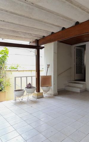 Casa para alugar com 90m², 1 quarto e 1 vaga Casa para alugar com 90m², 1 quarto e 1 vagaGaragem