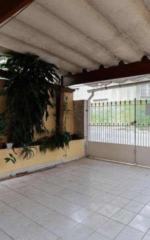 Casa para alugar com 90m², 1 quarto e 1 vaga Casa para alugar com 90m², 1 quarto e 1 vagaGaragem