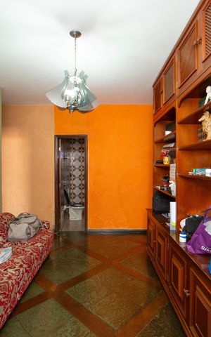 Apartamento à venda com 180m², 4 quartos e 2 vagasSALA