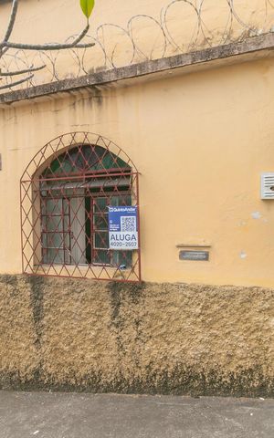 Casa para alugar com 95m², 3 quartos e sem vagaFachada