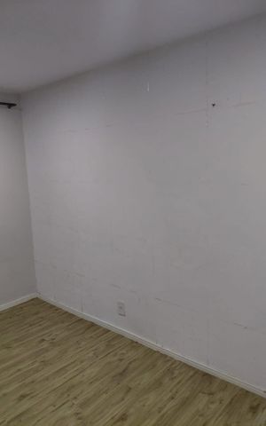 Apartamento à venda com 40m², 2 quartos e sem vaga Apartamento à venda com 40m², 2 quartos e sem vagaSala
