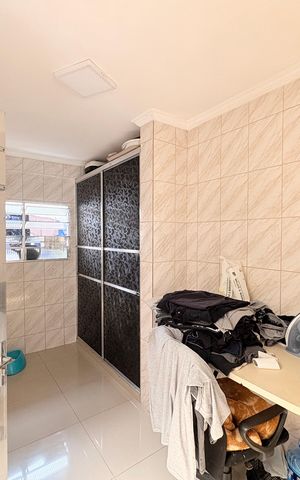 Casa à venda com 248m², 3 quartos e 3 vagasÁrea de Serviço