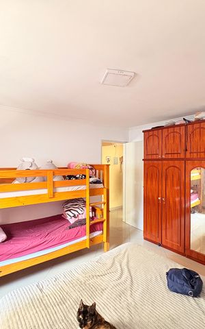 Casa à venda com 248m², 3 quartos e 3 vagasQuarto 3