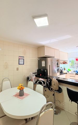 Casa à venda com 248m², 3 quartos e 3 vagasCopa/Cozinha