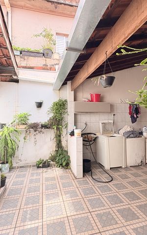 Casa à venda com 248m², 3 quartos e 3 vagasQuintal