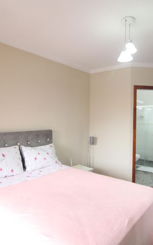 Casa à venda com 133m², 3 quartos e 3 vagasSuíte