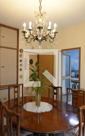 Casa à venda com 412m², 3 quartos e 4 vagas Casa à venda com 412m², 3 quartos e 4 vagasSala de jantar
