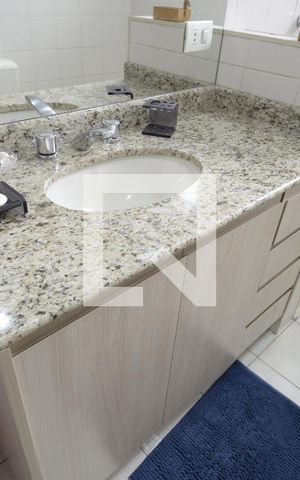 Casa à venda com 412m², 3 quartos e 4 vagas Casa à venda com 412m², 3 quartos e 4 vagasBanheiro