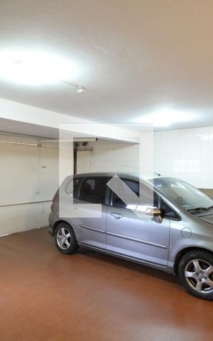Casa à venda com 412m², 3 quartos e 4 vagas Casa à venda com 412m², 3 quartos e 4 vagasGaragem