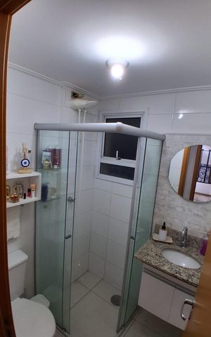Apartamento à venda com 51m², 2 quartos e 1 vaga Apartamento à venda com 51m², 2 quartos e 1 vagaBanheiro